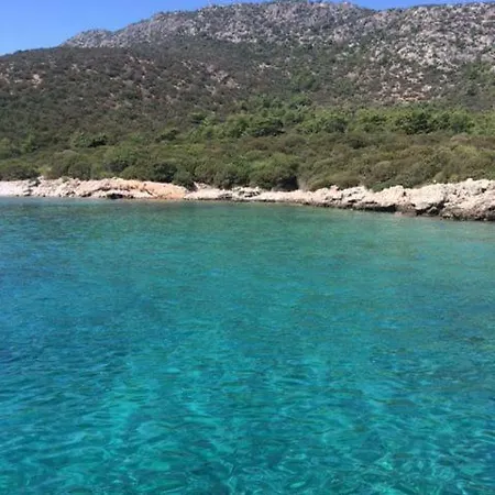 Private With Garden In The Center! Pensiune Bodrum